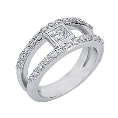 JCX308600: 14kt Diamond Fashion Ring; 3/8ct Princess cut center with 26 round .02ct diamonds; Diamond Total Weight 0.92CTTW