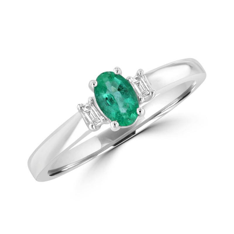 4X6 OVAL EMERALD &amp; BAGUETTE EACH SIDE RING