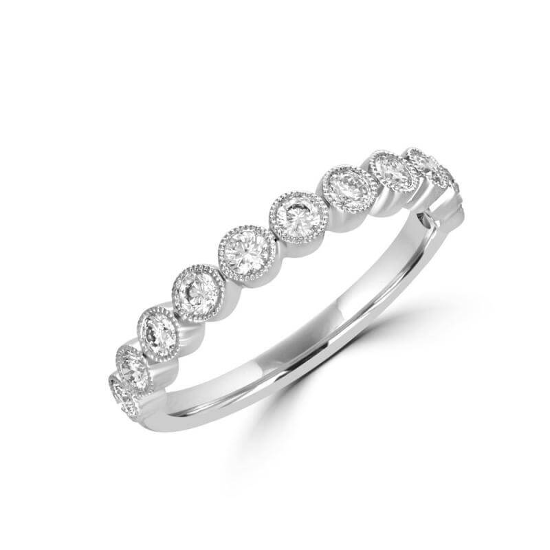 JCX392261: ELEVEN ROUND DIAMONDS BAND RING