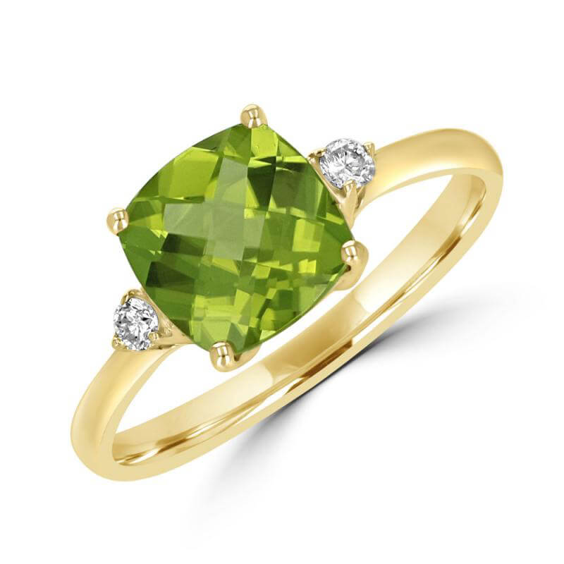 JCX392327: 8MM CUSHION CHECKERED PERIDOT AND ONE ROUND DIAMOND ON EACH SIDE RING