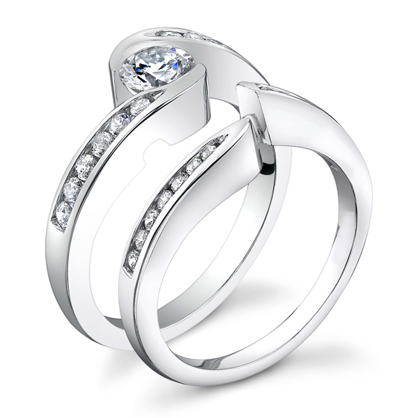 Curved Diamond Engagement Set